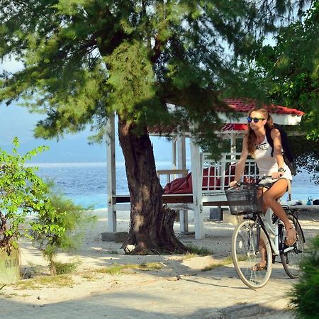 Gazebo Meno Hotel Гили Мено Екстериор снимка