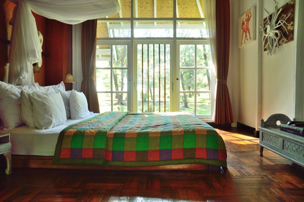 Gazebo Meno Hotel Гили Мено Стая снимка