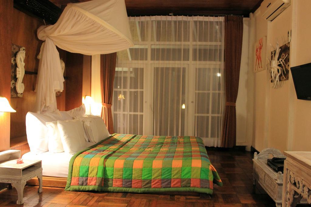 Gazebo Meno Hotel Гили Мено Стая снимка