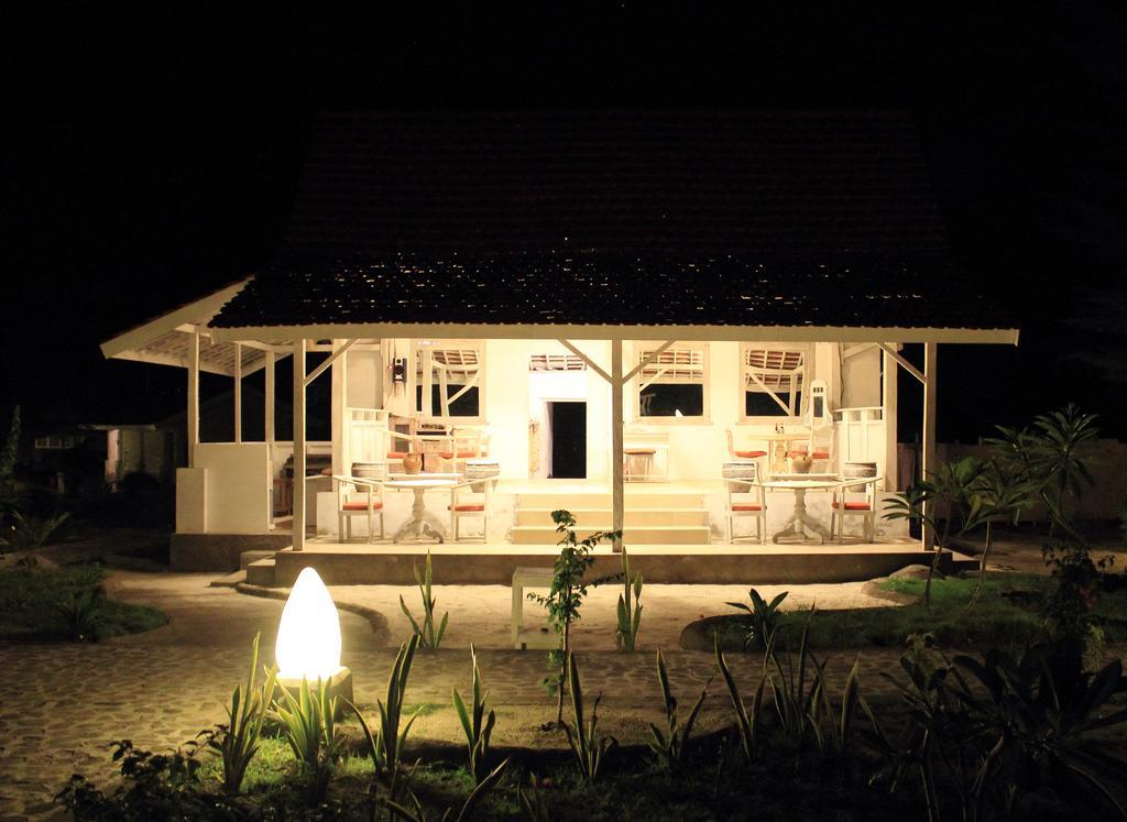 Gazebo Meno Hotel Гили Мено Екстериор снимка